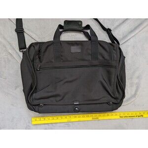 Tumi Dakota 22” Expandable Ballistic Over Night Carry On Great Travel Bag 2677D3